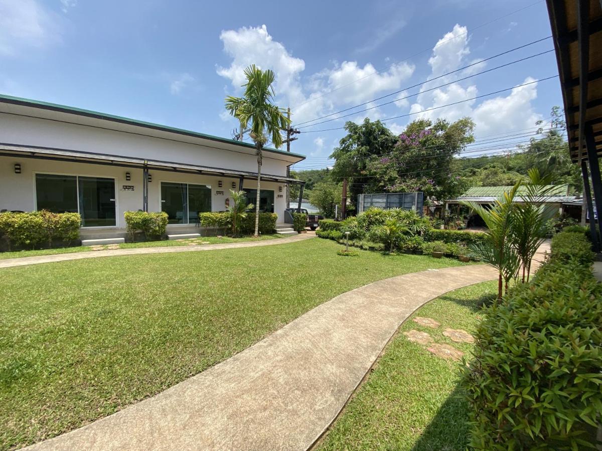 Hotel Malee Sirin Old Town Ko Lanta Exterior foto