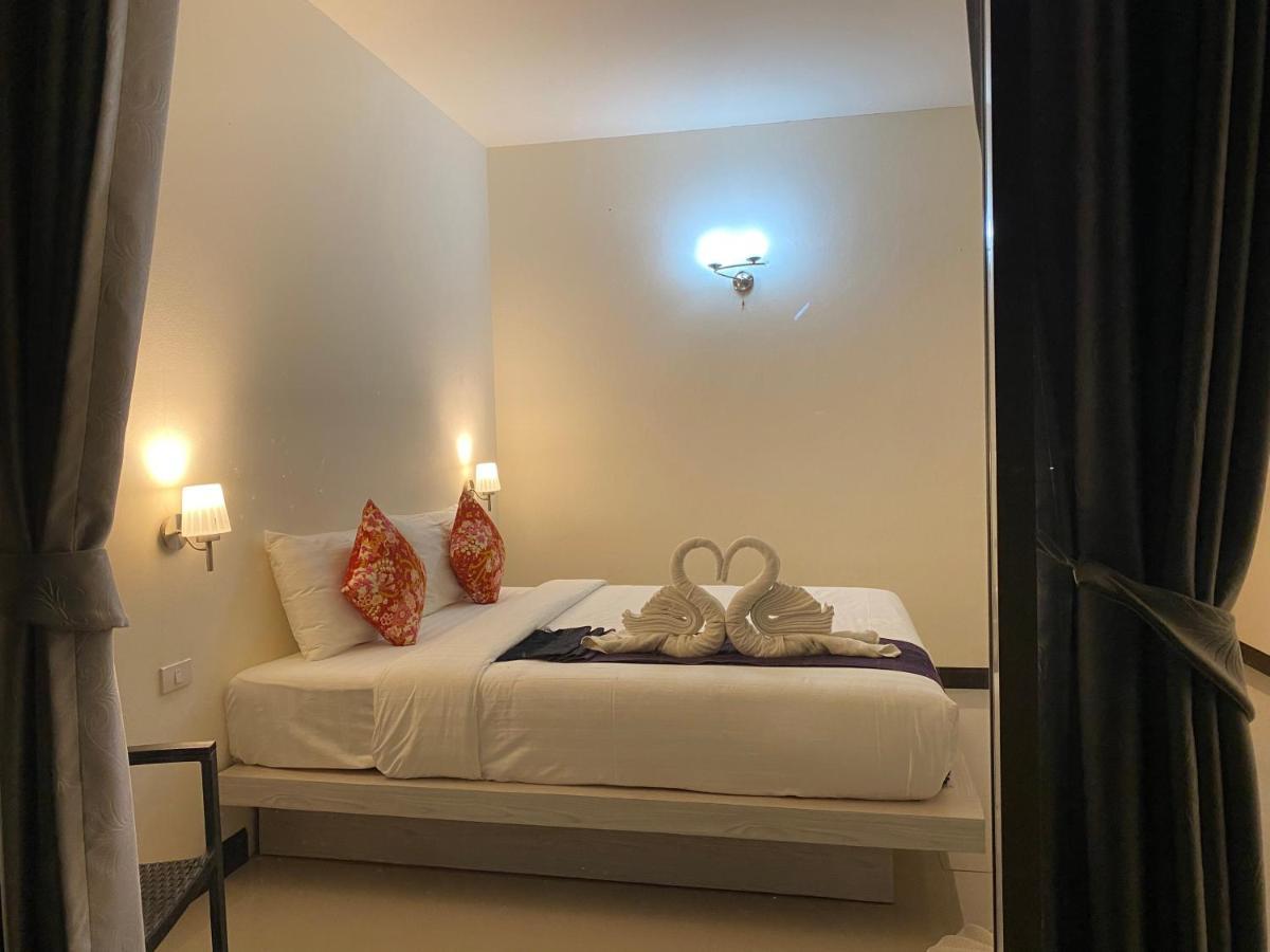 Hotel Malee Sirin Old Town Ko Lanta Exterior foto
