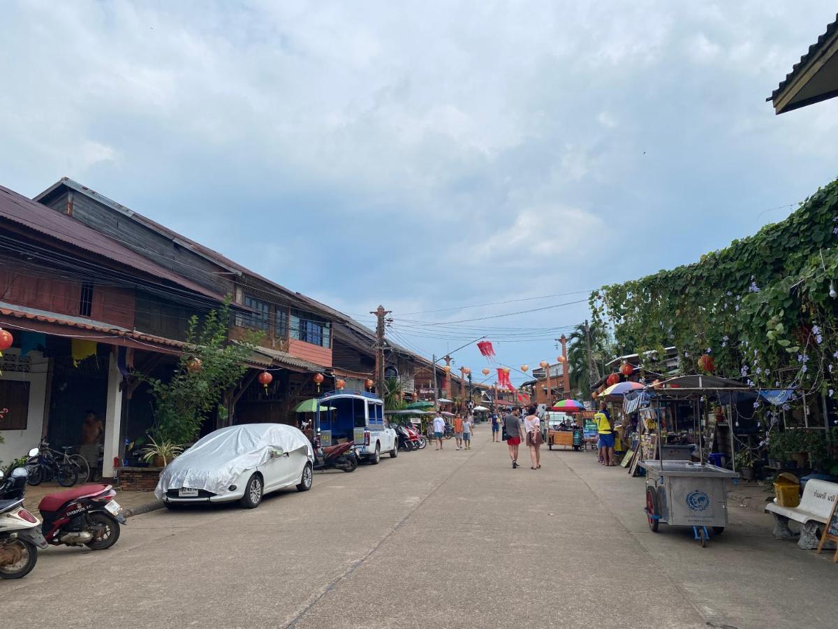 Hotel Malee Sirin Old Town Ko Lanta Exterior foto