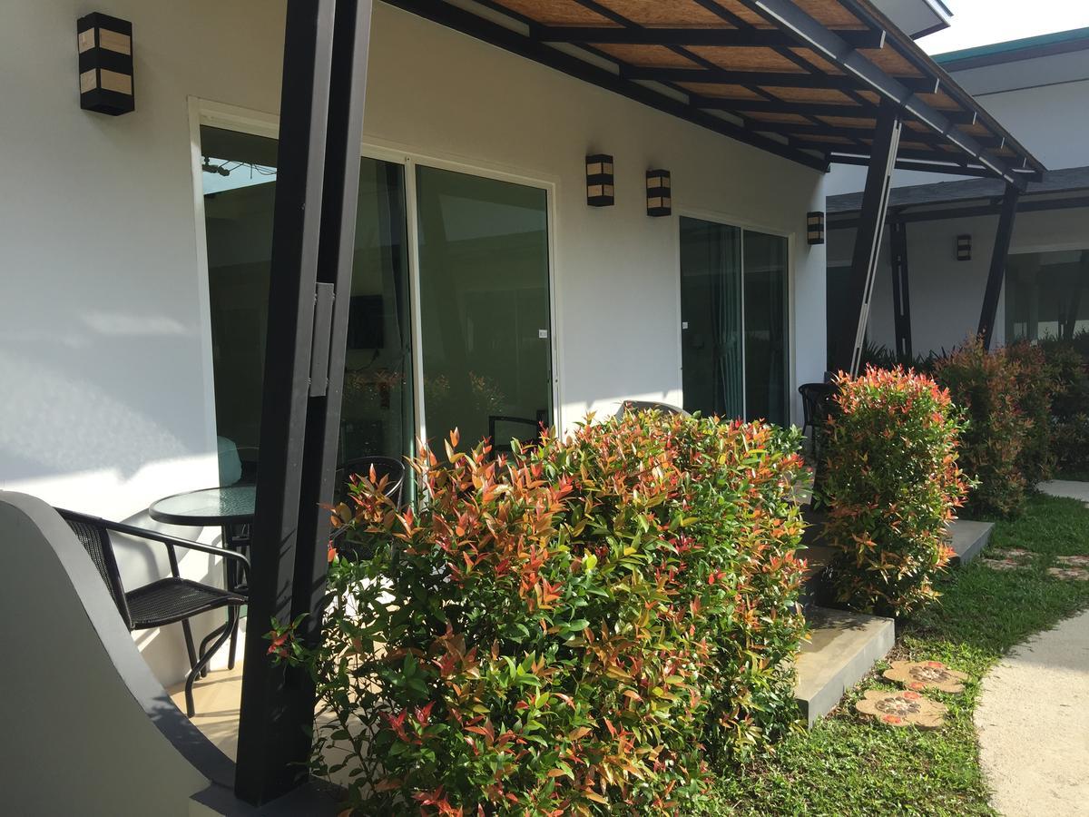 Hotel Malee Sirin Old Town Ko Lanta Exterior foto