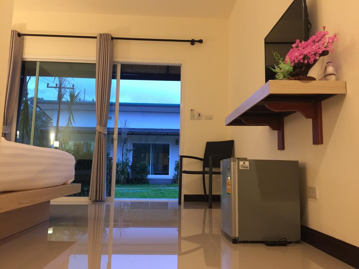 Hotel Malee Sirin Old Town Ko Lanta Exterior foto